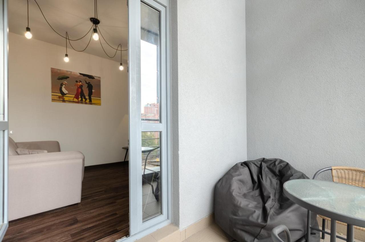Petrovdom Apartaments 8-188 In Rc Central Park, 7 John Mccain Street Kyiv Exterior photo