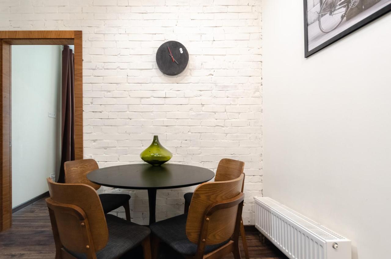 Petrovdom Apartaments 8-188 In Rc Central Park, 7 John Mccain Street Kyiv Exterior photo